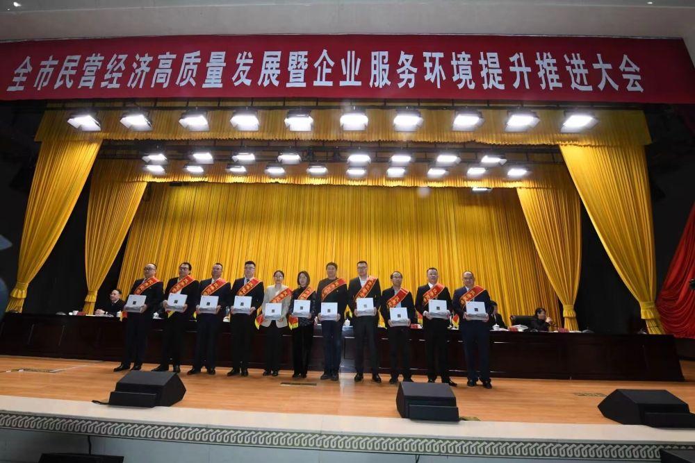 新澳全年免費(fèi)資料大全，探索與收獲，新澳全年免費(fèi)資料大全，探索之旅與收獲的時(shí)刻